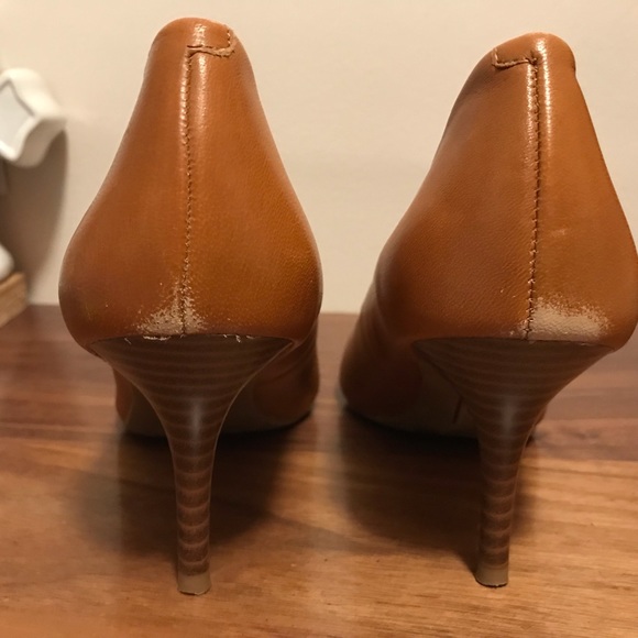 Alfani Women's Step 'N Flex Jeules Pumps in cognac size 5.5 M - Picture 9 of 13